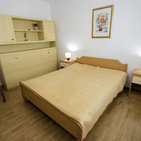 Tin Apartment